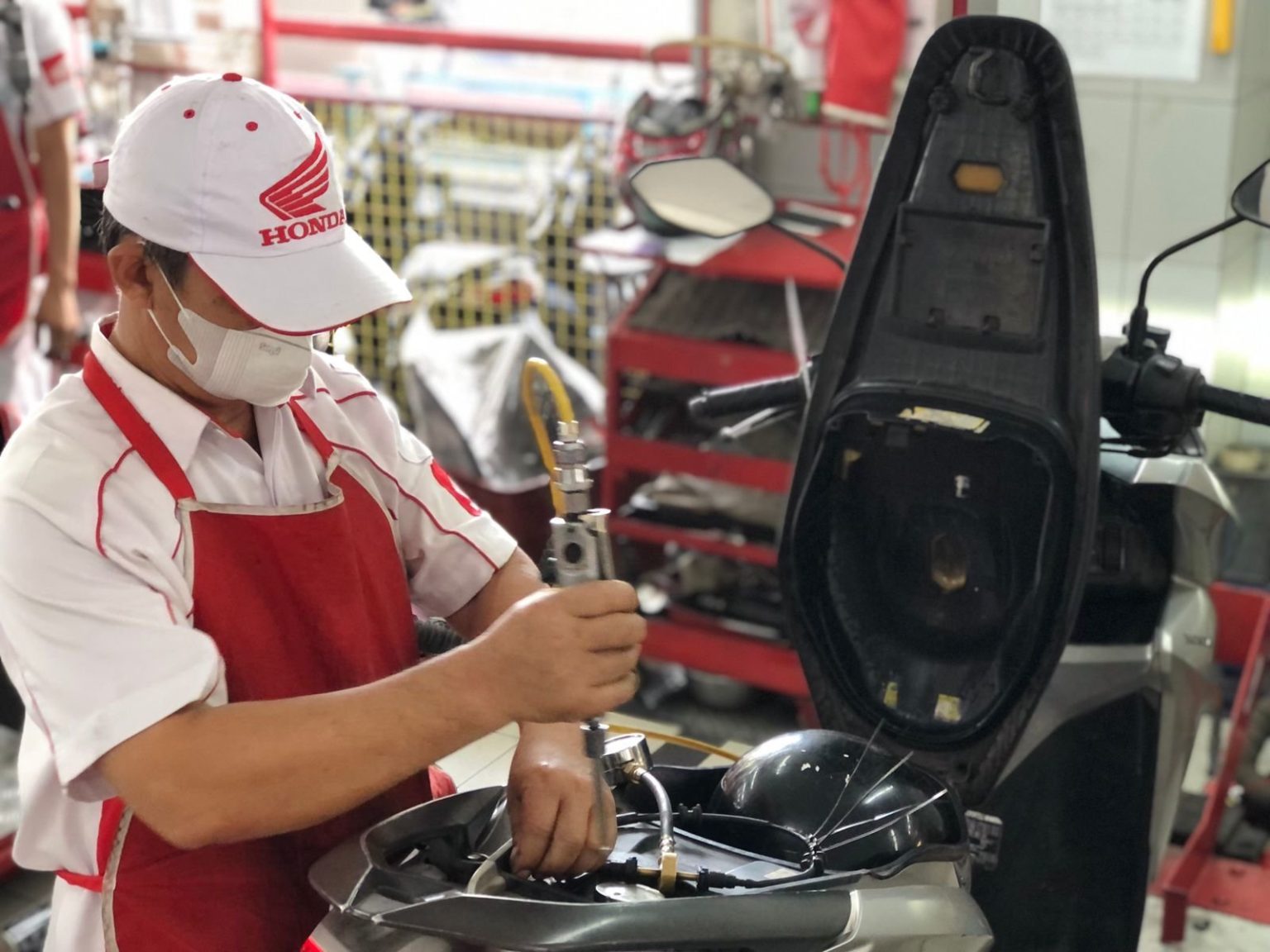 Lakukan Service Berkala Agar Motor Tetap Selalu Prima Krsumsel