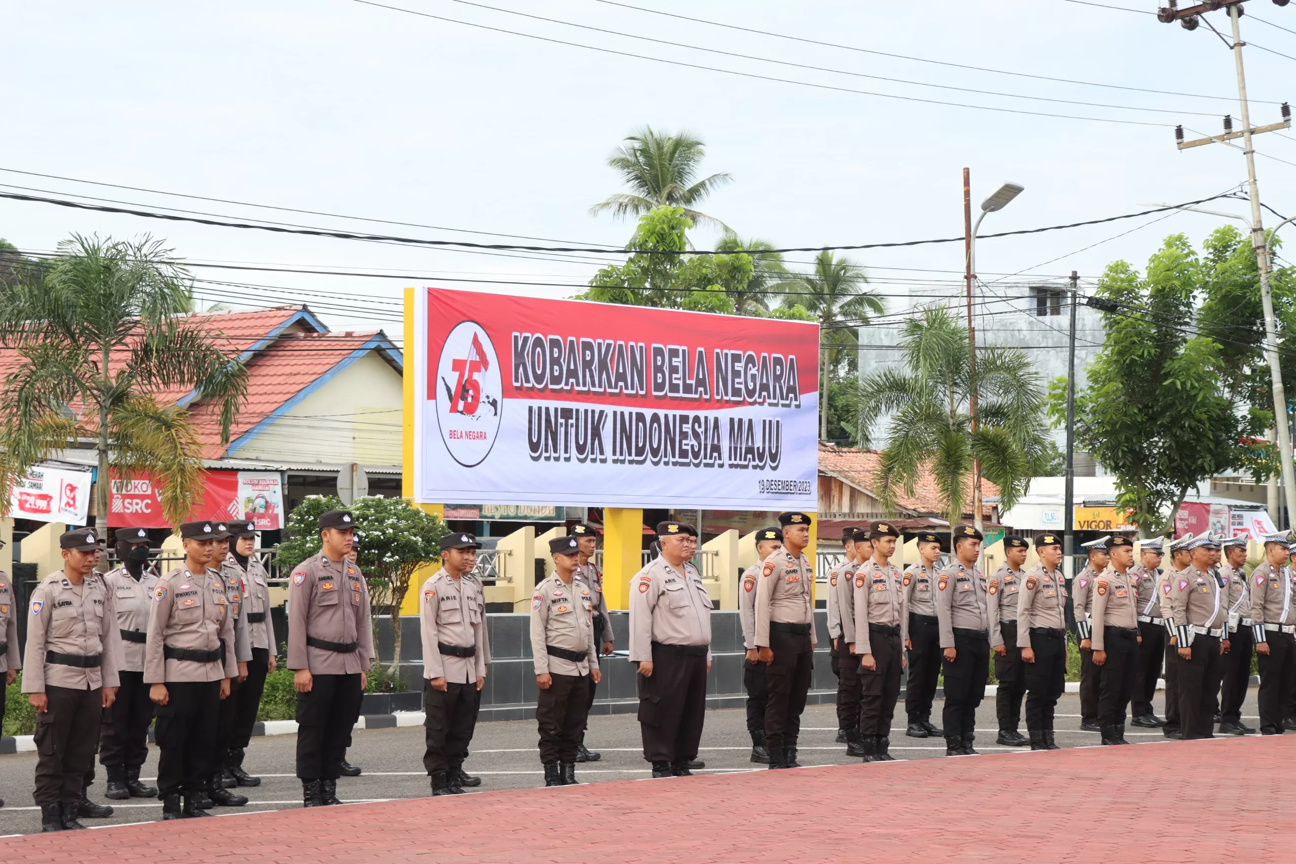 upacara polres muba